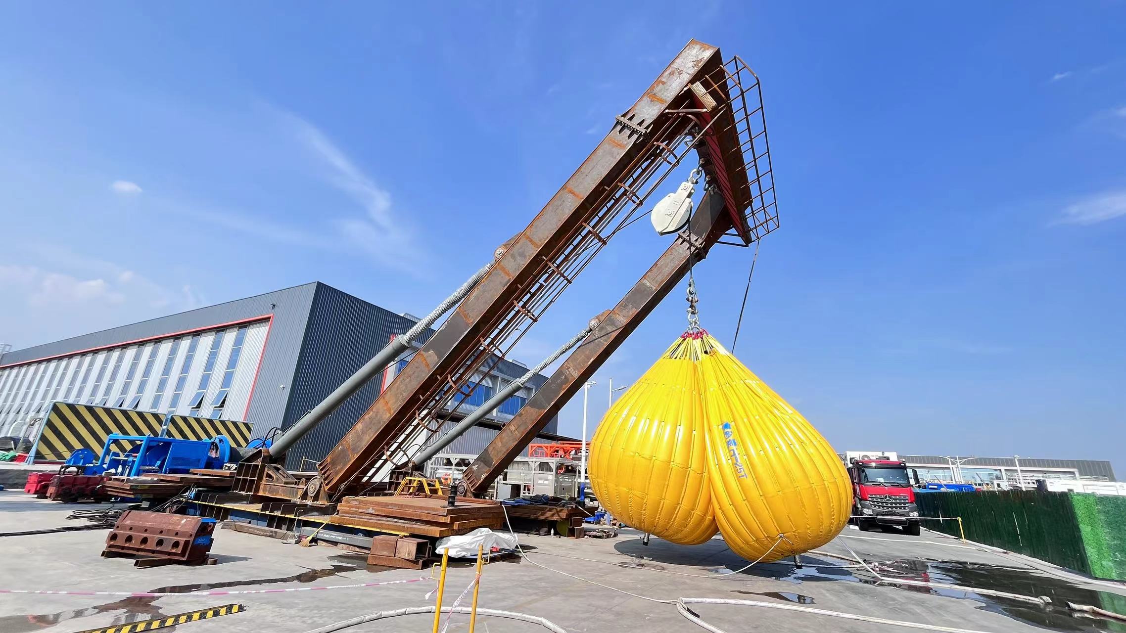 Water bag lifting test sixteen