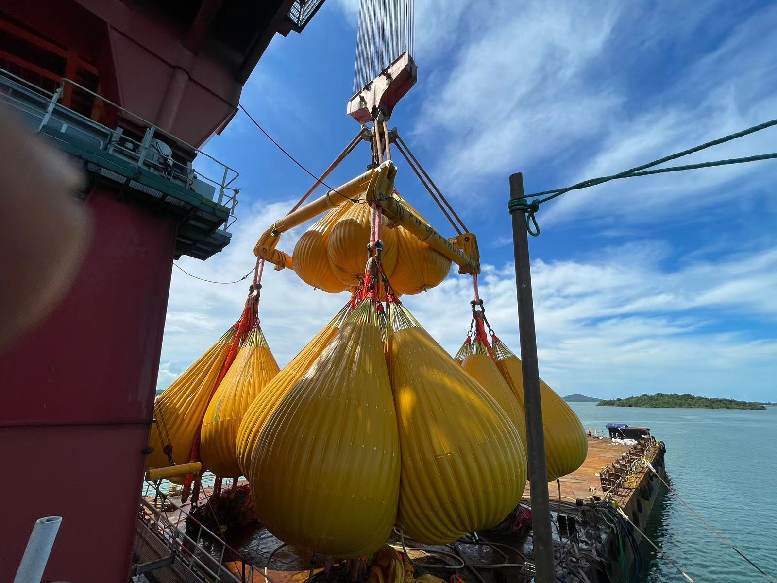 Water bag lifting test six